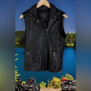 Aviatrix Women’s Biker Vest
100% Leather 
Size 10